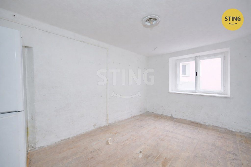 Prodej rodinného domu 200 m², pozemek 370 m² – fotografie 5
