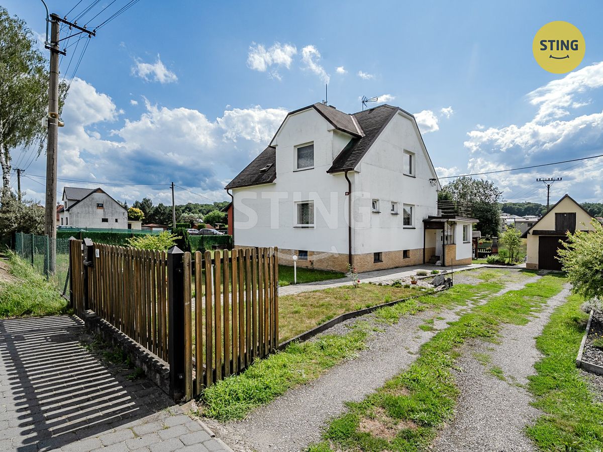 Prodej rodinného domu 150 m², pozemek 920 m² – fotografie 2