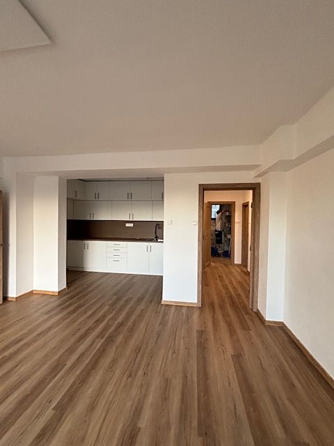 Pronájem bytu 3+1 150 m² – fotografie 5