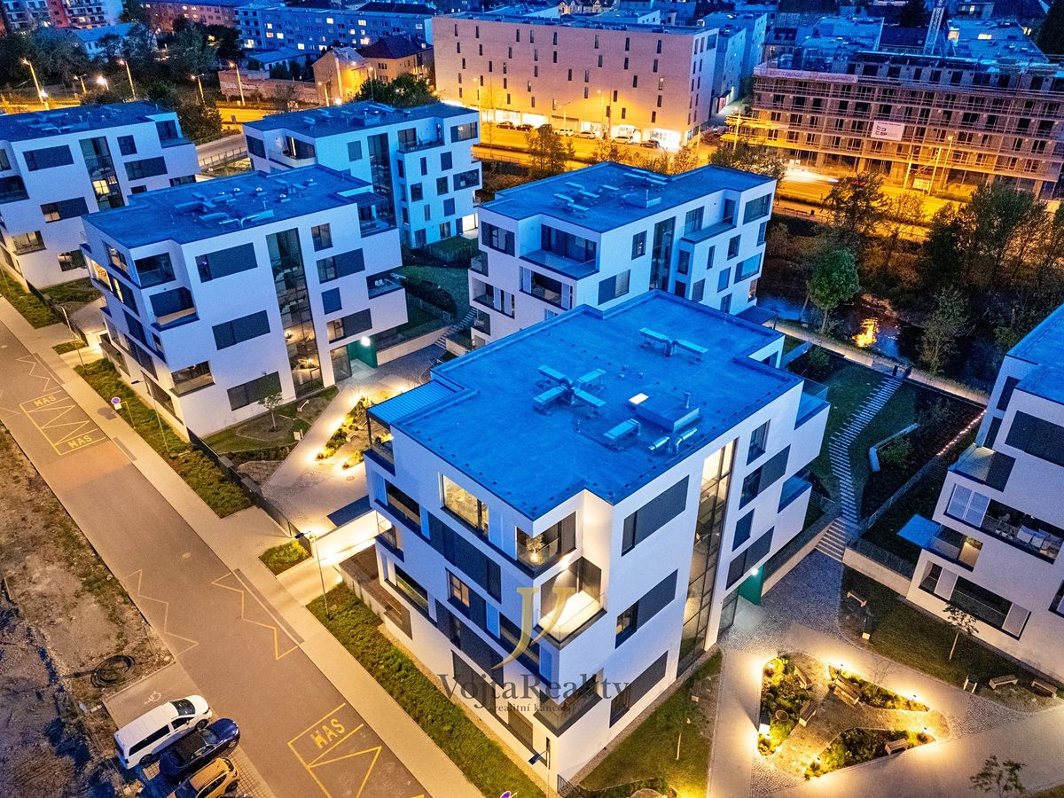 Pronájem bytu 2+kk 62 m²