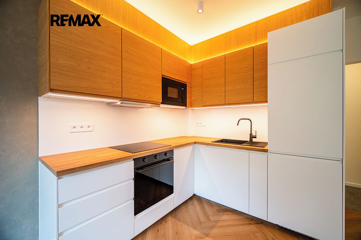 Pronájem bytu 2+kk 39 m²