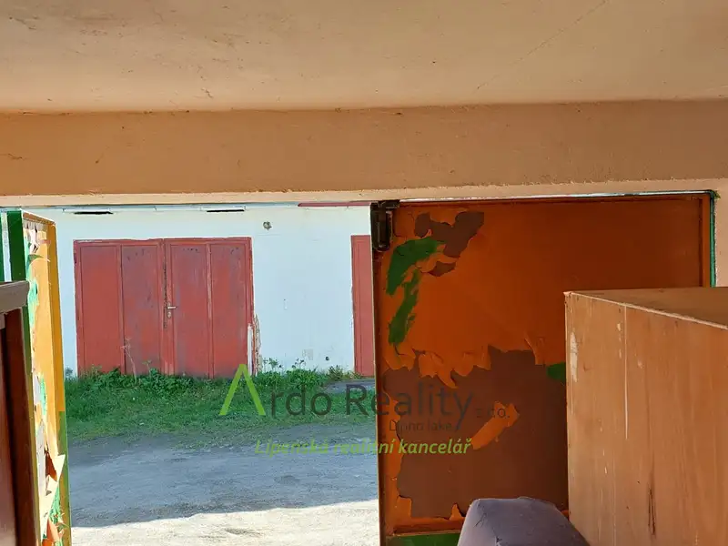 Prodej garáže 21 m², Loučovice – náhled fotky 3