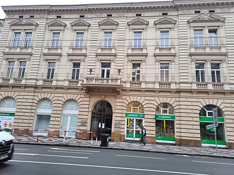 Gewerbefläche zur Miete, 31 m² (1 von 7)