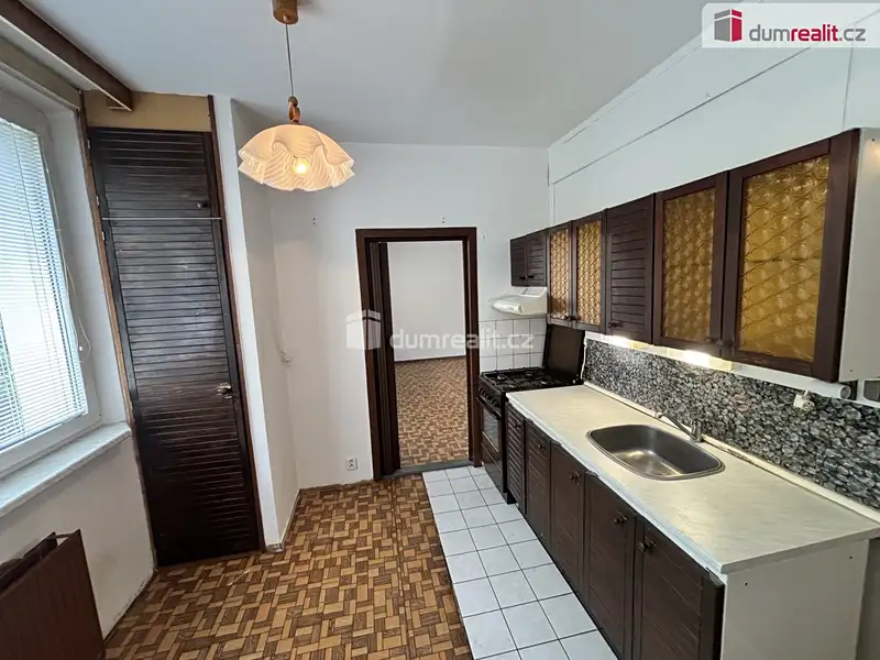 Pronájem bytu 3+1 70 m², Luhačovice – náhled fotky 1