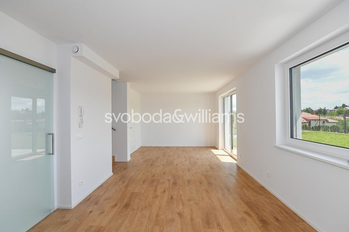 Pronájem rodinného domu 119 m², pozemek 418 m² – fotografie 4