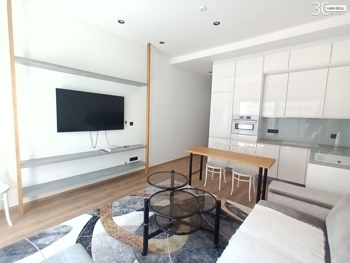 Pronájem bytu 2+kk 60 m² – fotografie 2