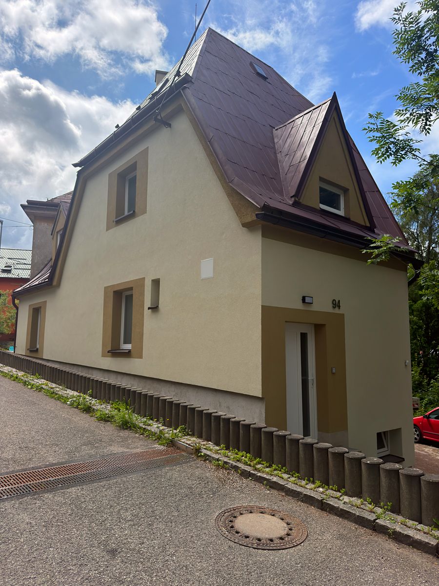 Prodej rodinného domu 145 m², pozemek 68 m² – fotografie 2