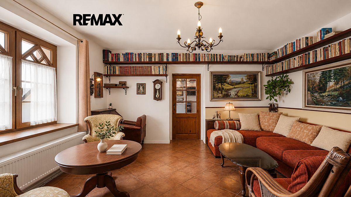 Prodej rodinného domu 350 m², pozemek 9285 m² – fotografie 5
