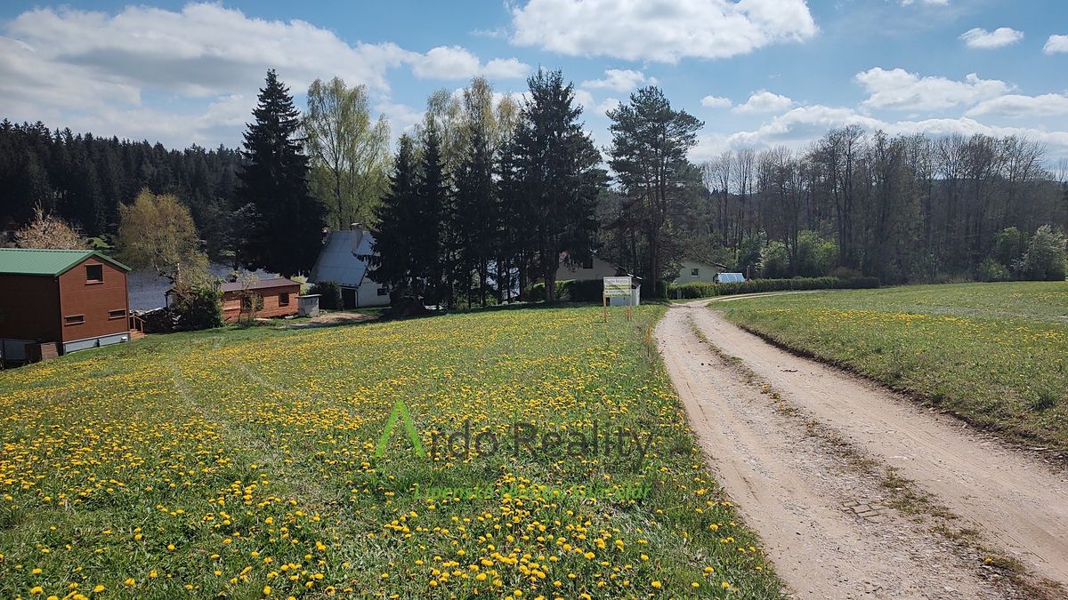 Prodej stavebního pozemku 535 m², Frymburk – fotka 1 z 3
