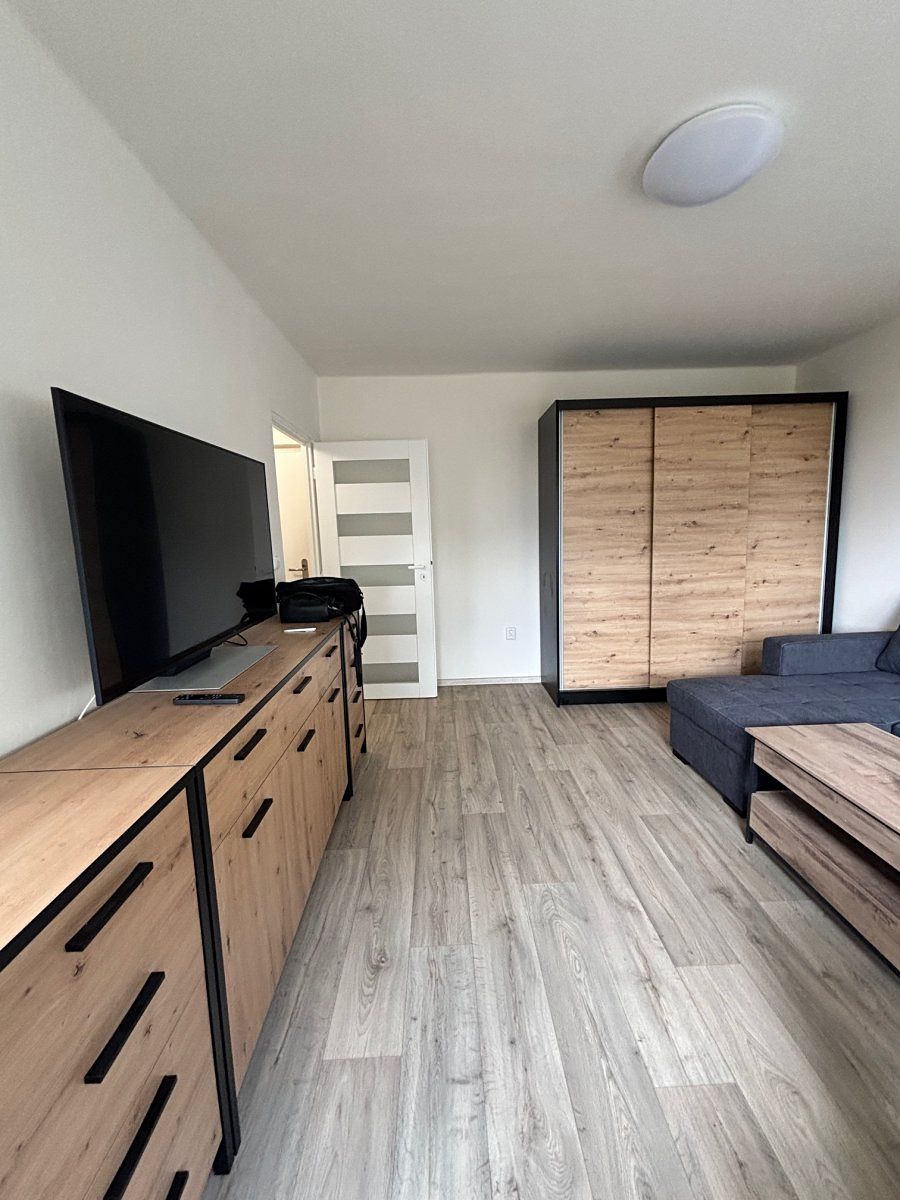Pronájem bytu 1+kk 27 m²