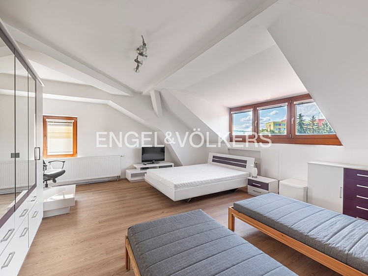 Gewerbefläche zum Kauf, 873 m² (12 von 15)