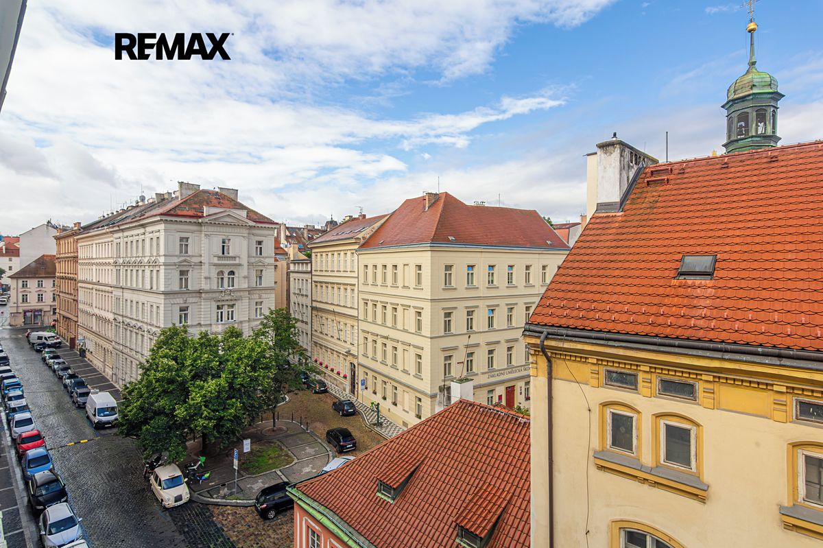 Pronájem bytu 2+kk 59 m²