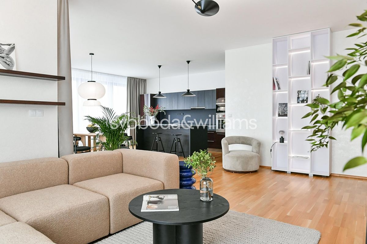 Pronájem bytu 4+kk 143 m²