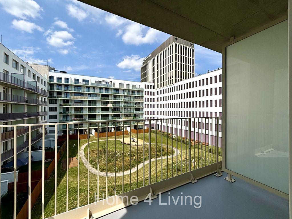 Pronájem bytu 1+kk 32 m²