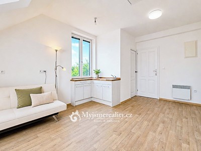 Будинок на продаж, 215 м² (2 з 22)