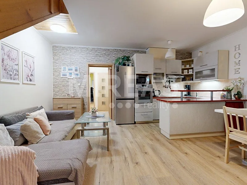 Milovice, prodej mezonetového bytu 3 + kk v OV o velikosti 9