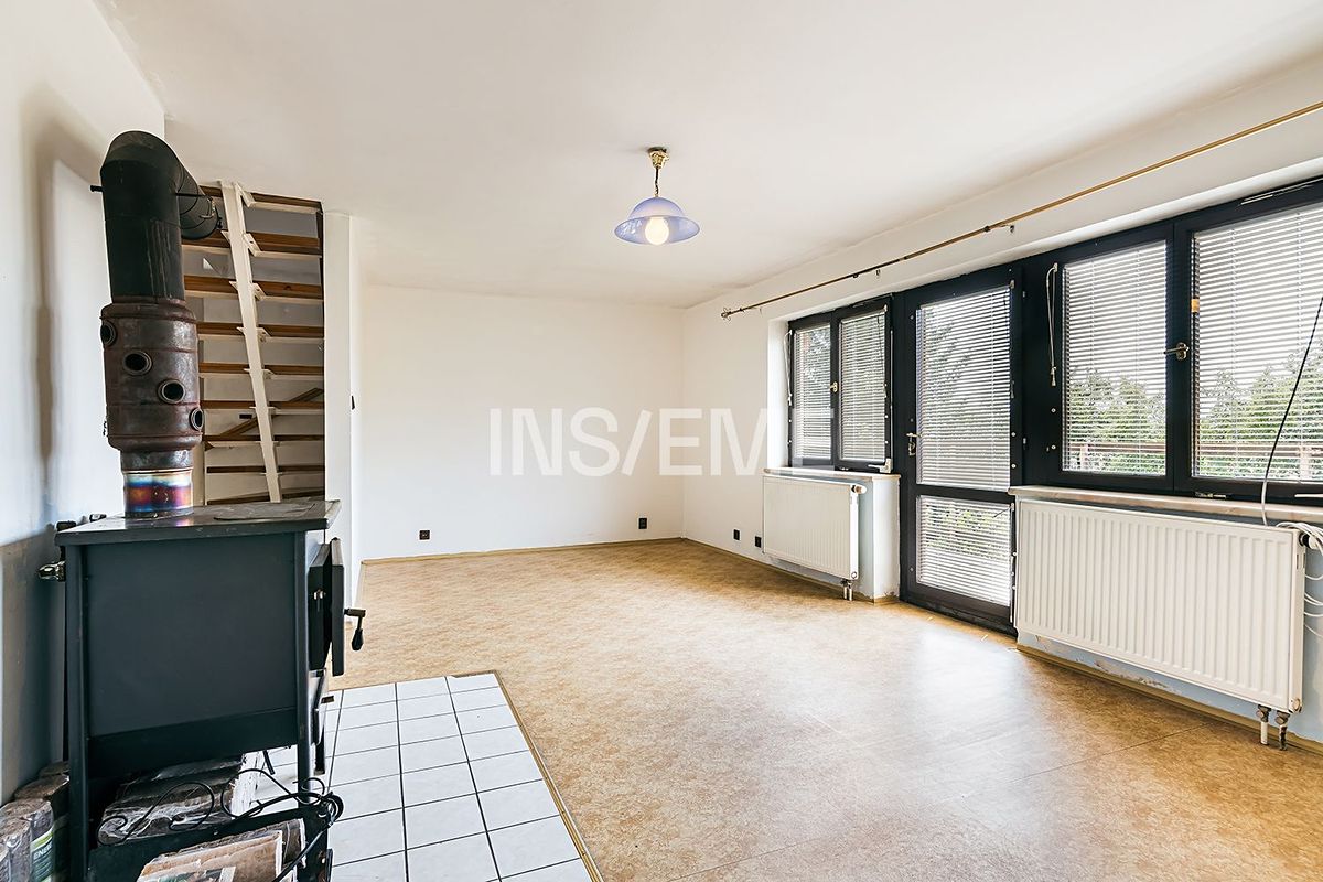 Prodej rodinného domu 150 m², pozemek 2768 m² – fotografie 3