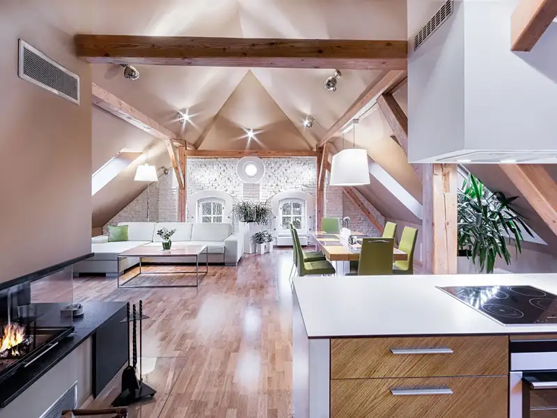 Prodej památky 533 m², pozemek 746 m², Telč – náhled fotky 2