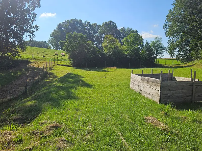 Prodej stavebního pozemku 3738 m², Dubnice – náhled fotky 2
