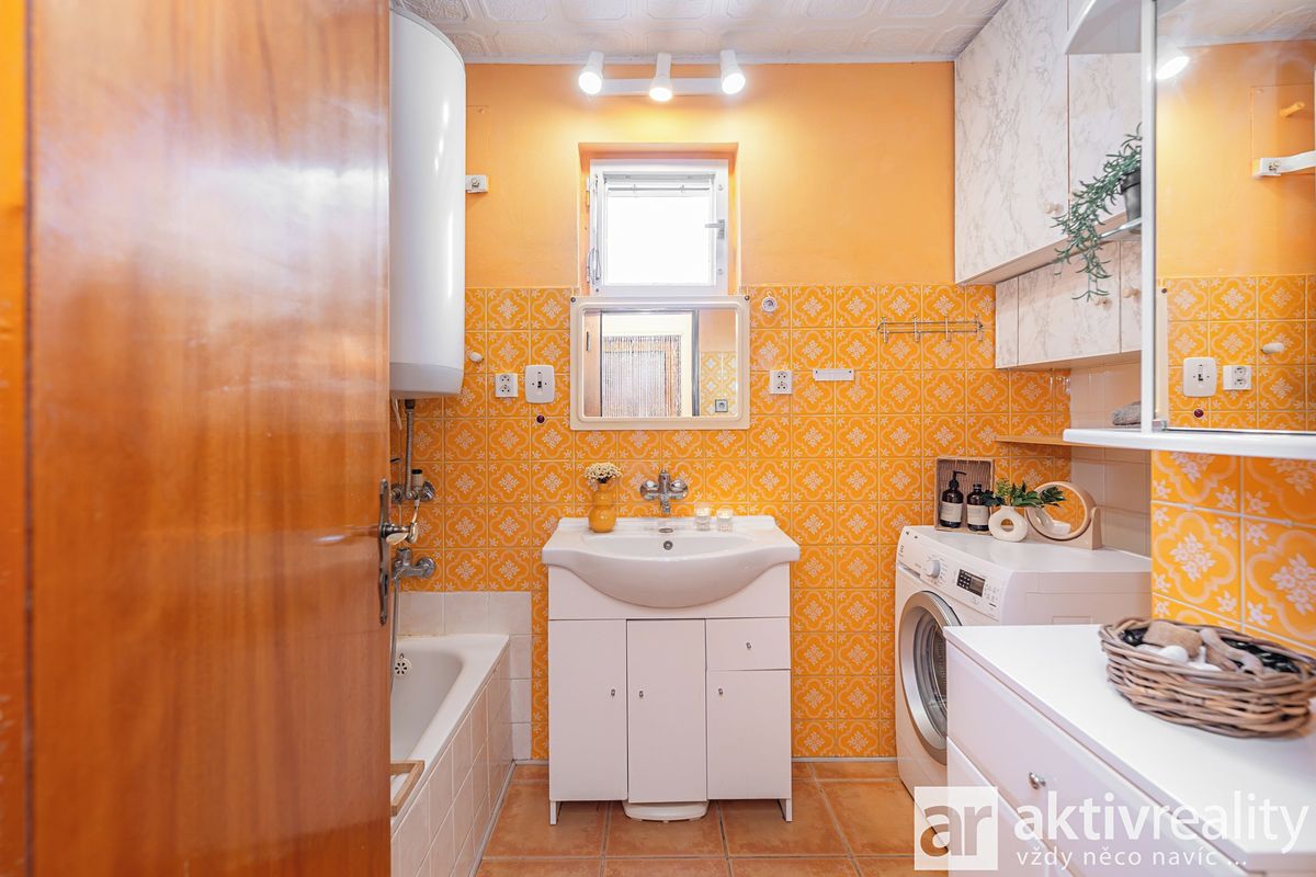 Prodej rodinného domu 143 m², pozemek 598 m² – fotografie 5