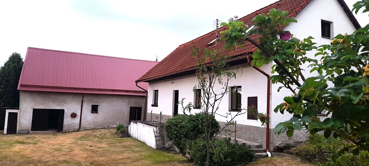 Prodej rodinného domu 120 m², pozemek 2492 m²