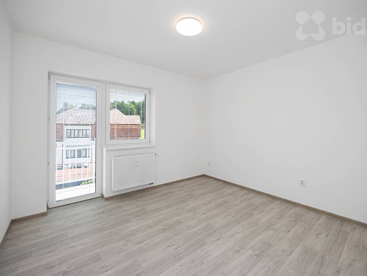 Pronájem bytu 2+kk, 58 m² (5 z 12)