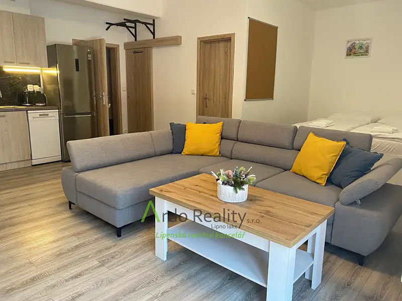 Prodej bytu 1+kk 38 m², Lipno nad Vltavou – náhled fotky 1