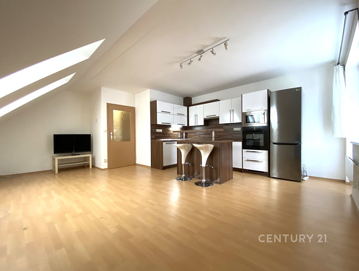 Pronájem bytu 2+kk 53 m²