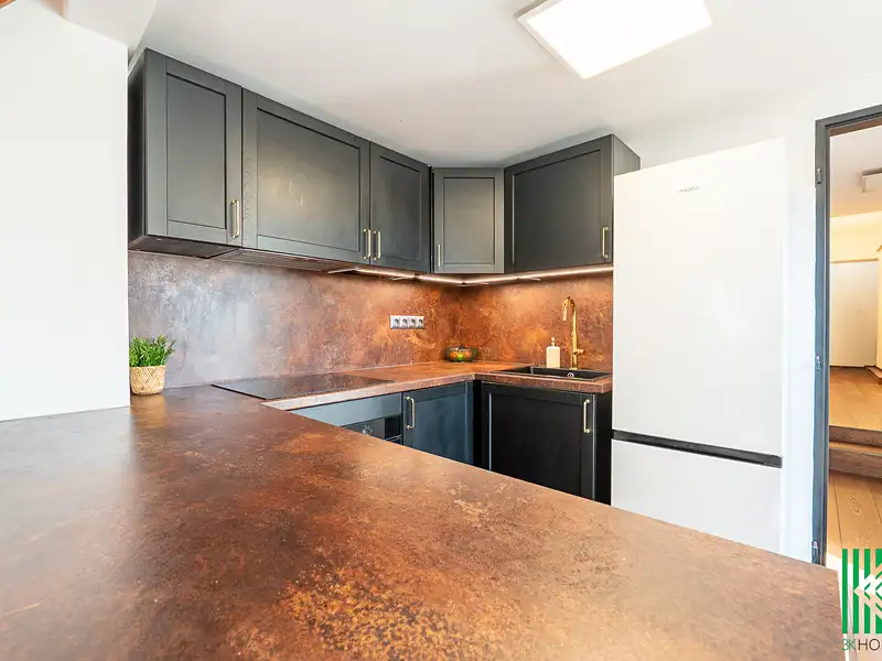 Prodej bytu 1+kk 82 m², Praha – náhled fotky 3