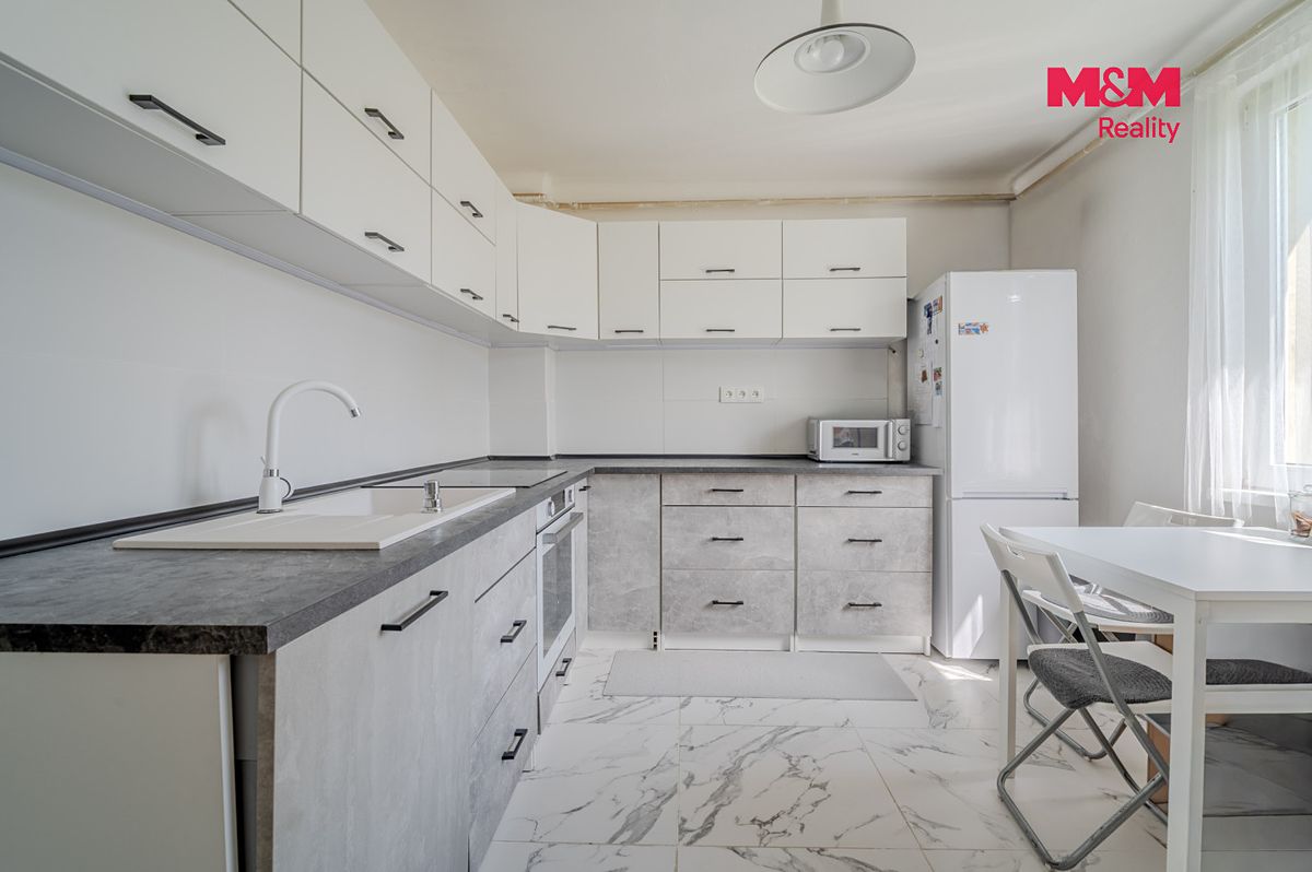 Prodej rodinného domu 115 m², pozemek 365 m² – fotografie 3
