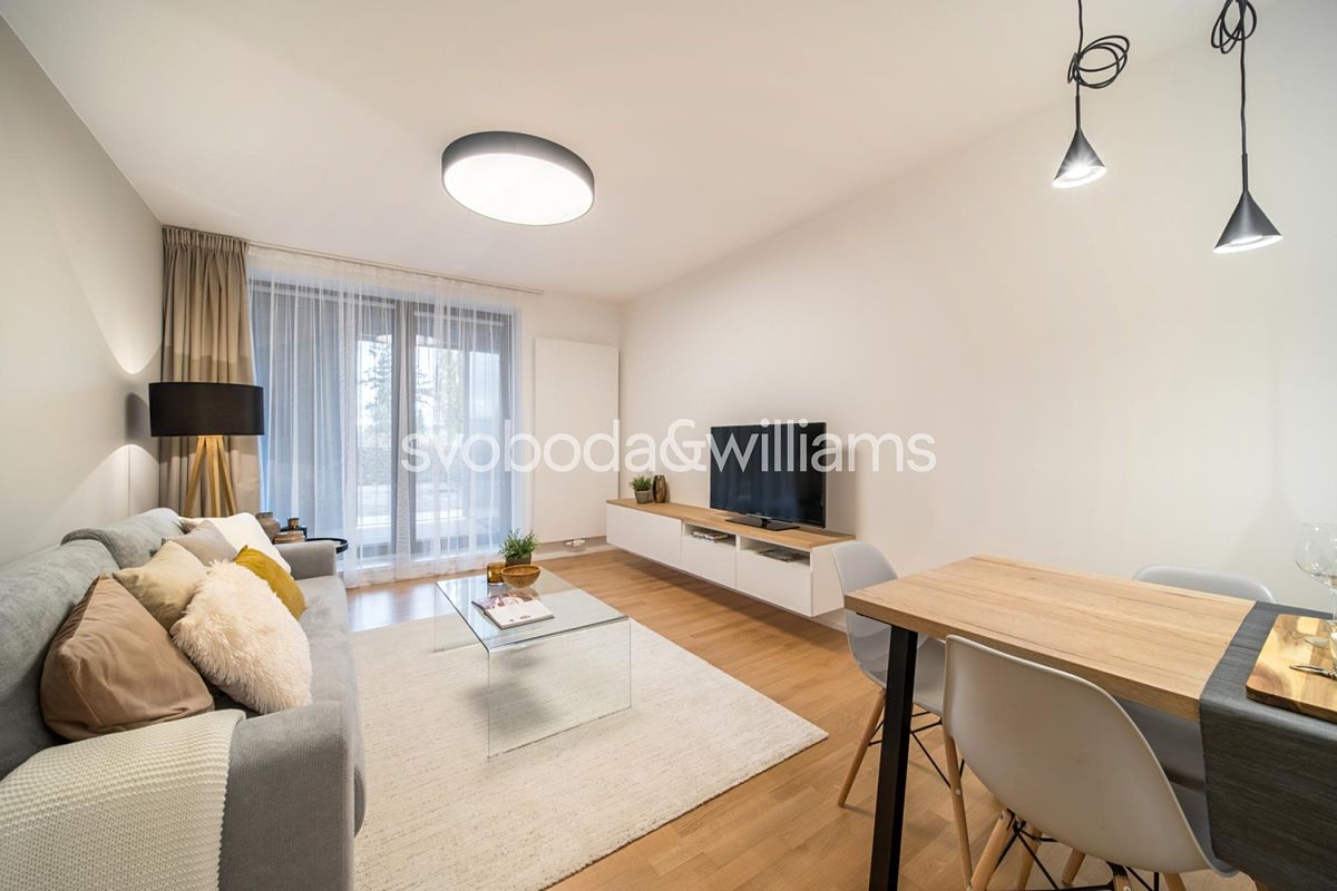 Pronájem bytu 3+kk 70 m²