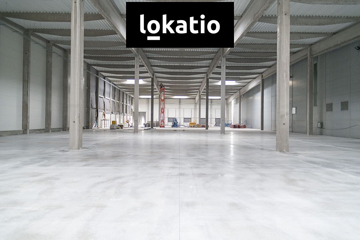 Pronájem skladového prostoru 3327 m² – fotografie 2