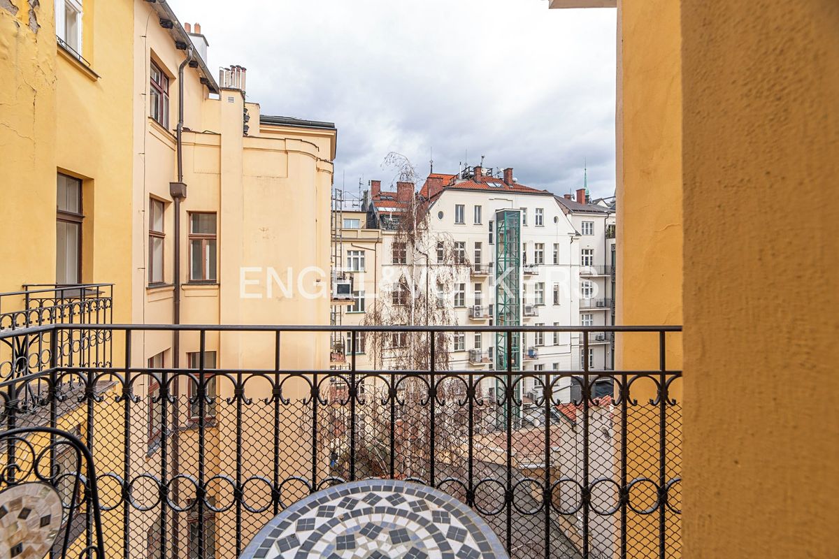Pronájem bytu 2+1 73 m² – fotografie 3