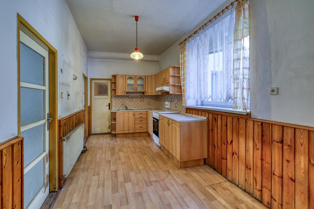 Prodej rodinného domu 95 m², pozemek 694 m² – fotografie 3
