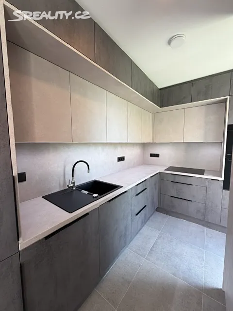 Pronájem rodinného domu 137 m², pozemek 383 m², Drahelčice