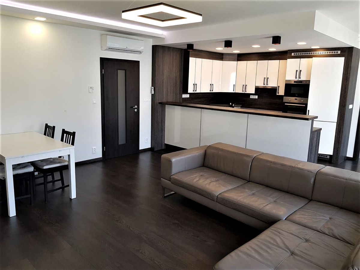 Pronájem bytu 4+kk 119 m² – fotografie 3
