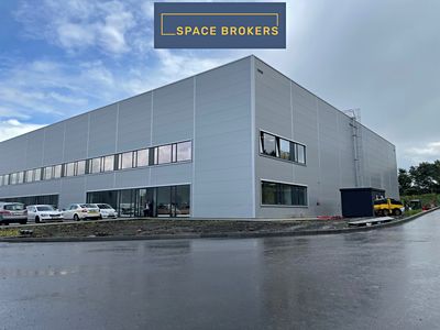 Pronájem skladového prostoru 1700 m²