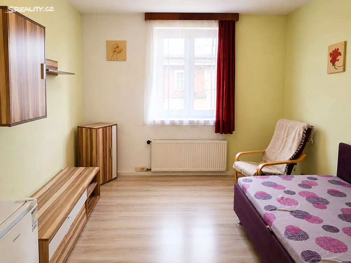 Pronájem bytu 1+kk 20 m², Praha