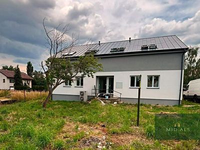 Pronájem rodinného domu 100 m², pozemek 1000 m²