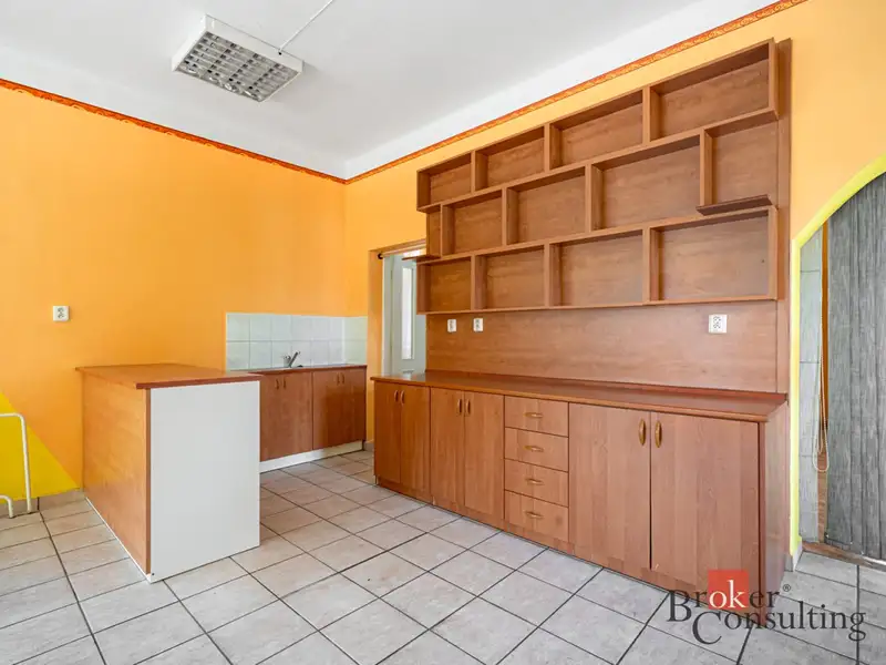 Prodej rodinného domu 185 m², pozemek 160 m², Plesná – náhled fotky 3