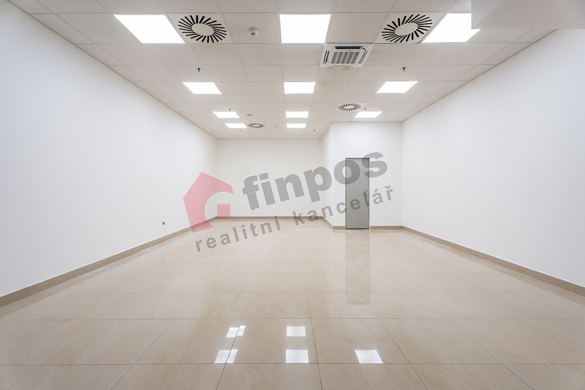Pronájem obchodního prostoru 49 m² – fotografie 3