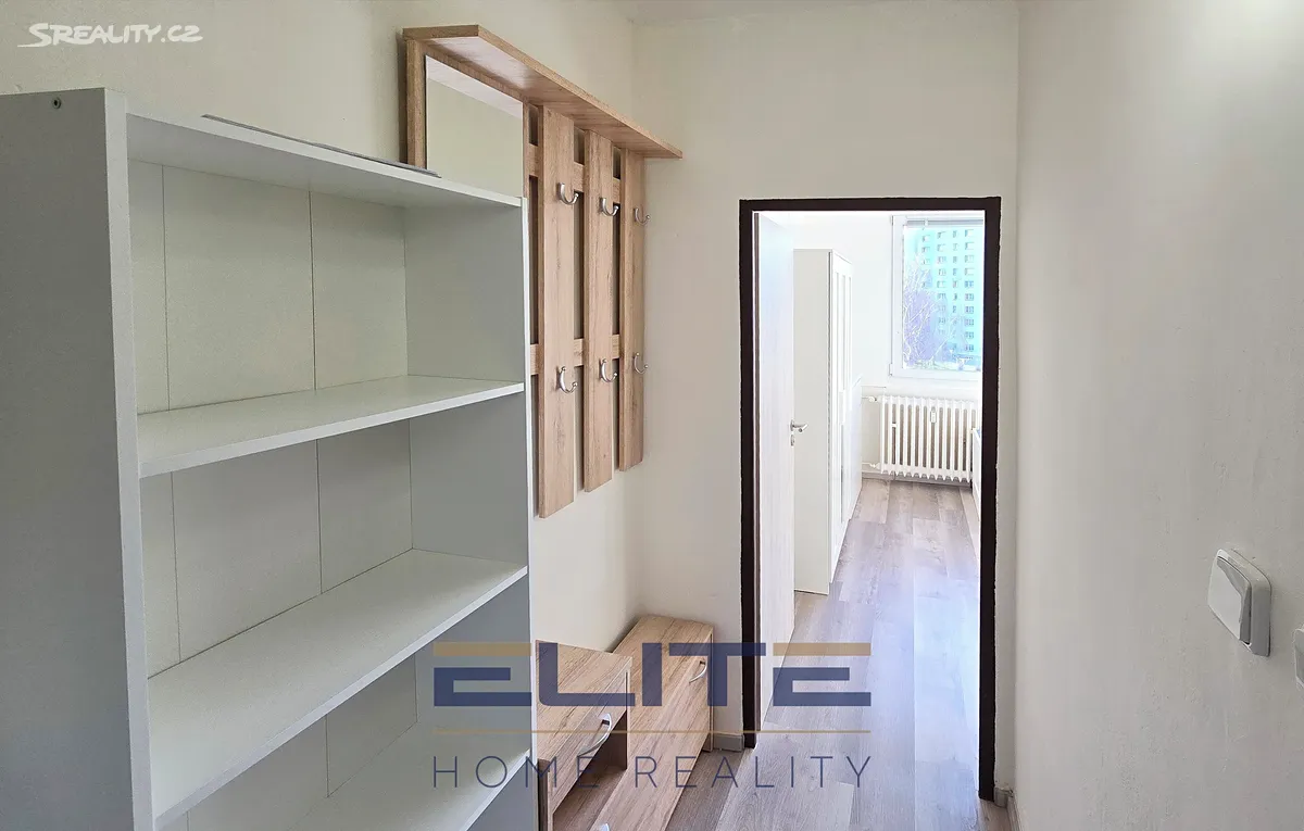 Pronájem bytu 1+kk 20 m² – pohled 3
