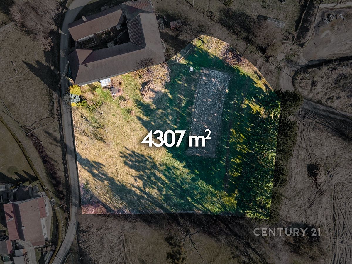 Prodej stavebního pozemku 4307 m²