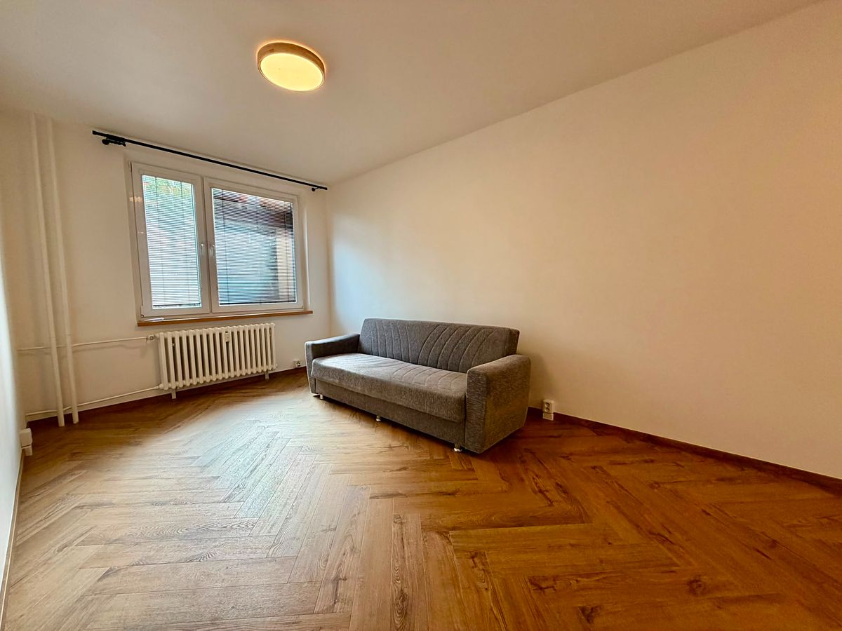 Pronájem bytu 2+kk 42 m² – fotografie 5