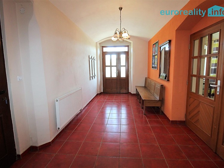 Prodej komerčního prostoru, 389 m² (21 z 31)