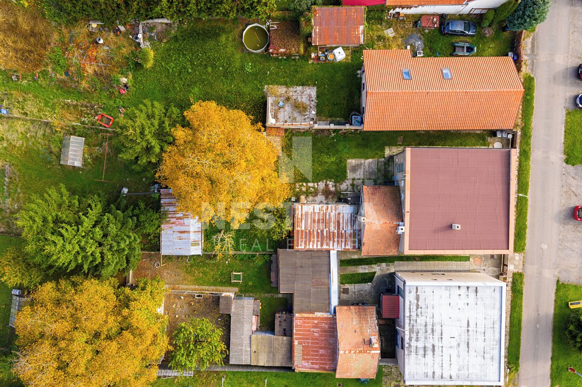Prodej rodinného domu 174 m², pozemek 902 m² – fotografie 5