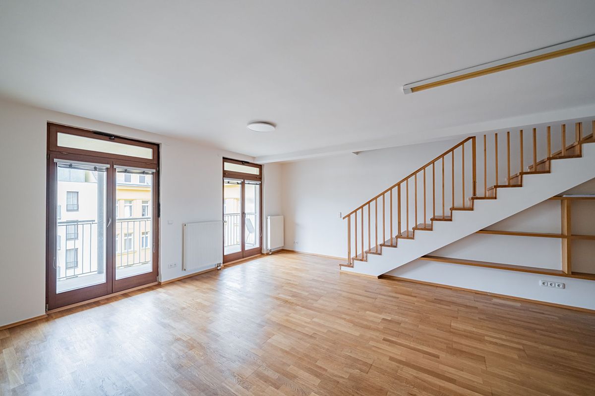 Pronájem bytu 4+1 147 m²