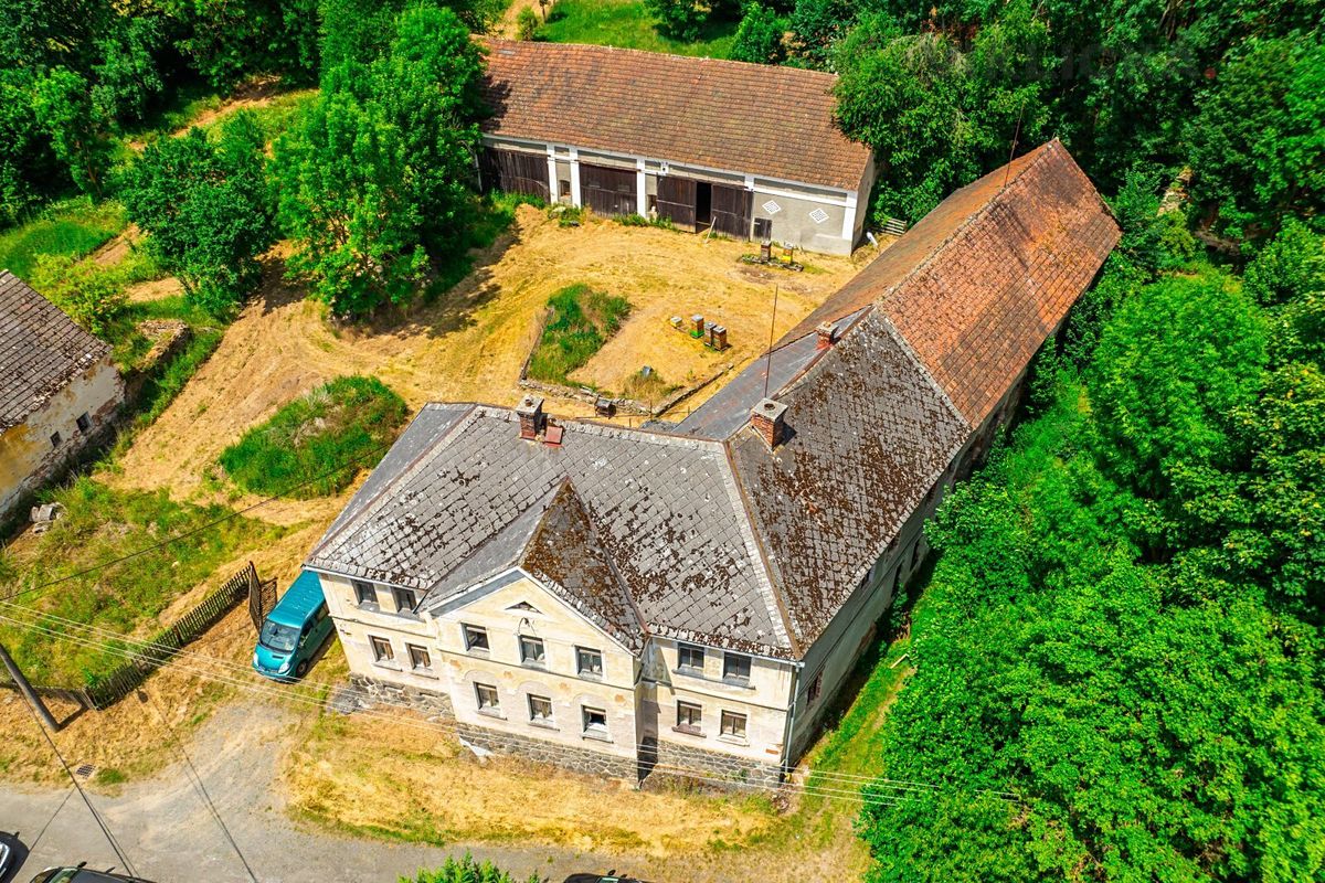 Prodej zemědělské usedlosti 850 m², pozemek 7749 m² – fotografie 4