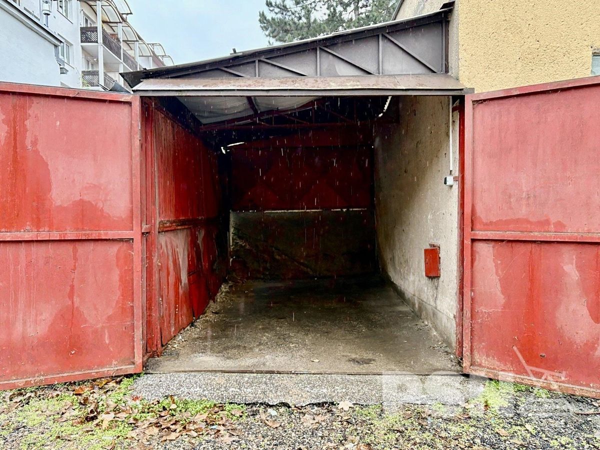 Pronájem garáže 25 m² – fotografie 2