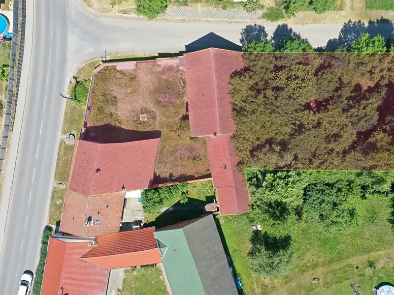 Prodej stavebního pozemku 1639 m², Kučerov – náhled fotky 2